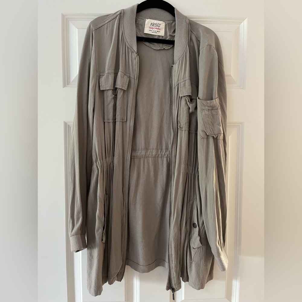 Lightweight Oversized Utility Jacket - Gray/Beige… - image 1